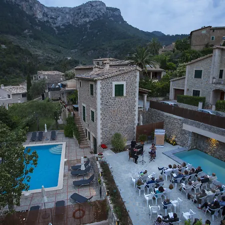 Hotel Y Apartamentos Des Puig-3